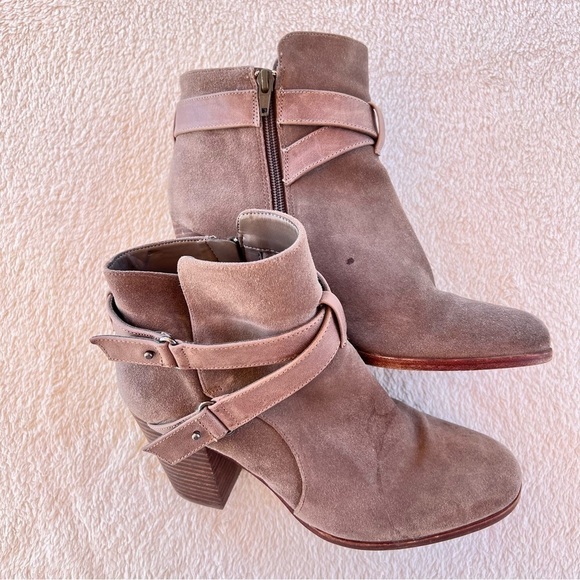 GIANNI BINI CHUNKY HEEL ANKLE STRAPPY BOOTIES TAUPE GRAY SIZE 10 - Picture 12 of 12